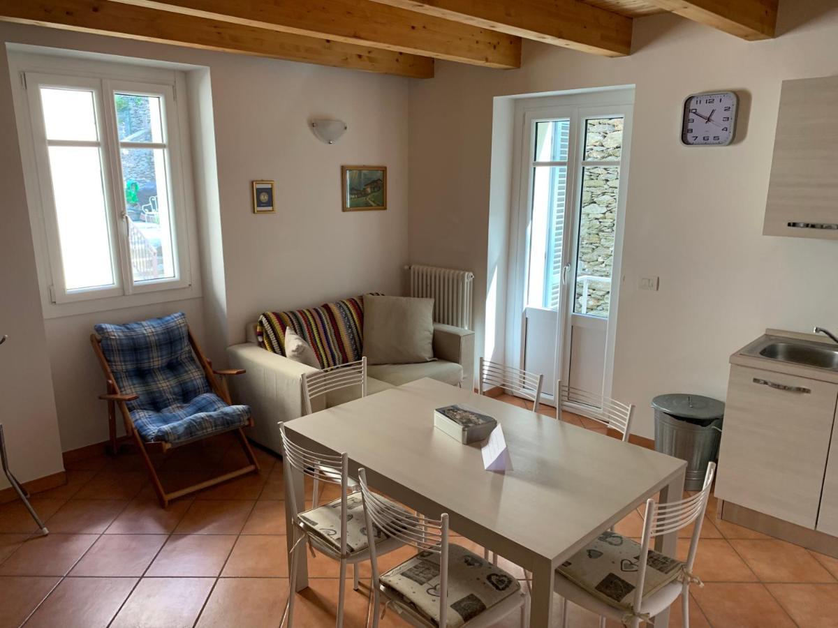 Al Castello Apartment Dervio Exterior foto